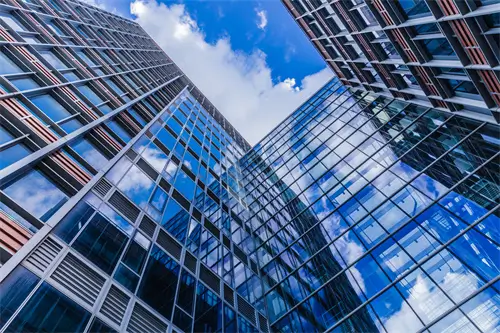 云电脑是用什么语言